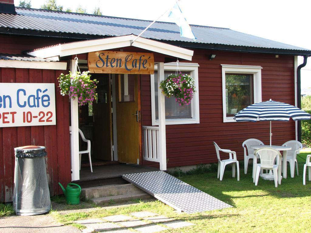 Stuga vid Hedenäsets stencafé Exterior foto